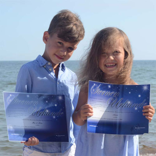 Zwei Kinder mit Sterntaufen